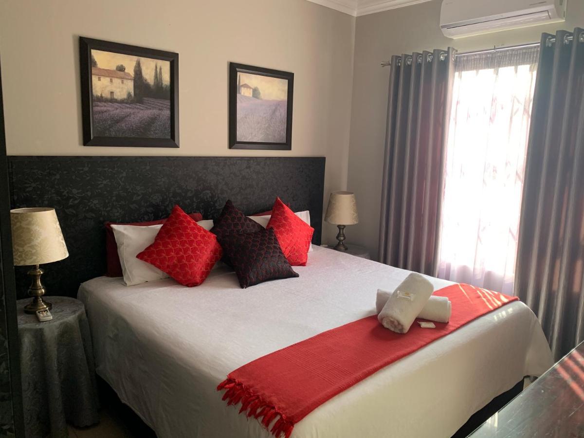 Bay Sun Lodge Richards Bay Esterno foto